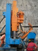 BMC600(ZFY5.0/600)型反井鉆機(jī)